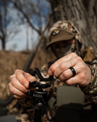 Aziak Equipment - Arca-Swiss Shooting V Rest